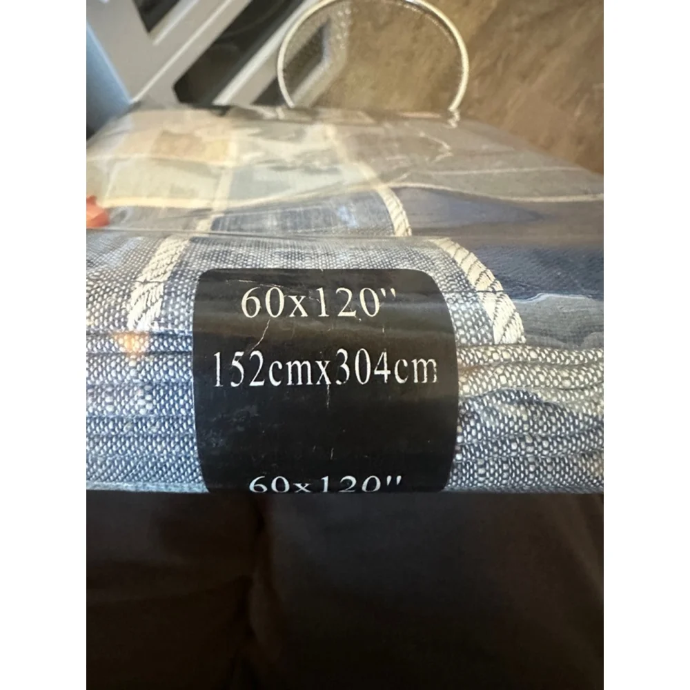 Hudson Collection Tablecloth, 60x120